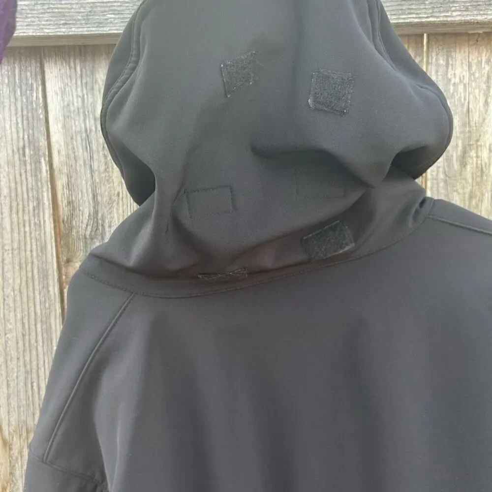 Jemehorn jacket xl zip up pockets hooded.